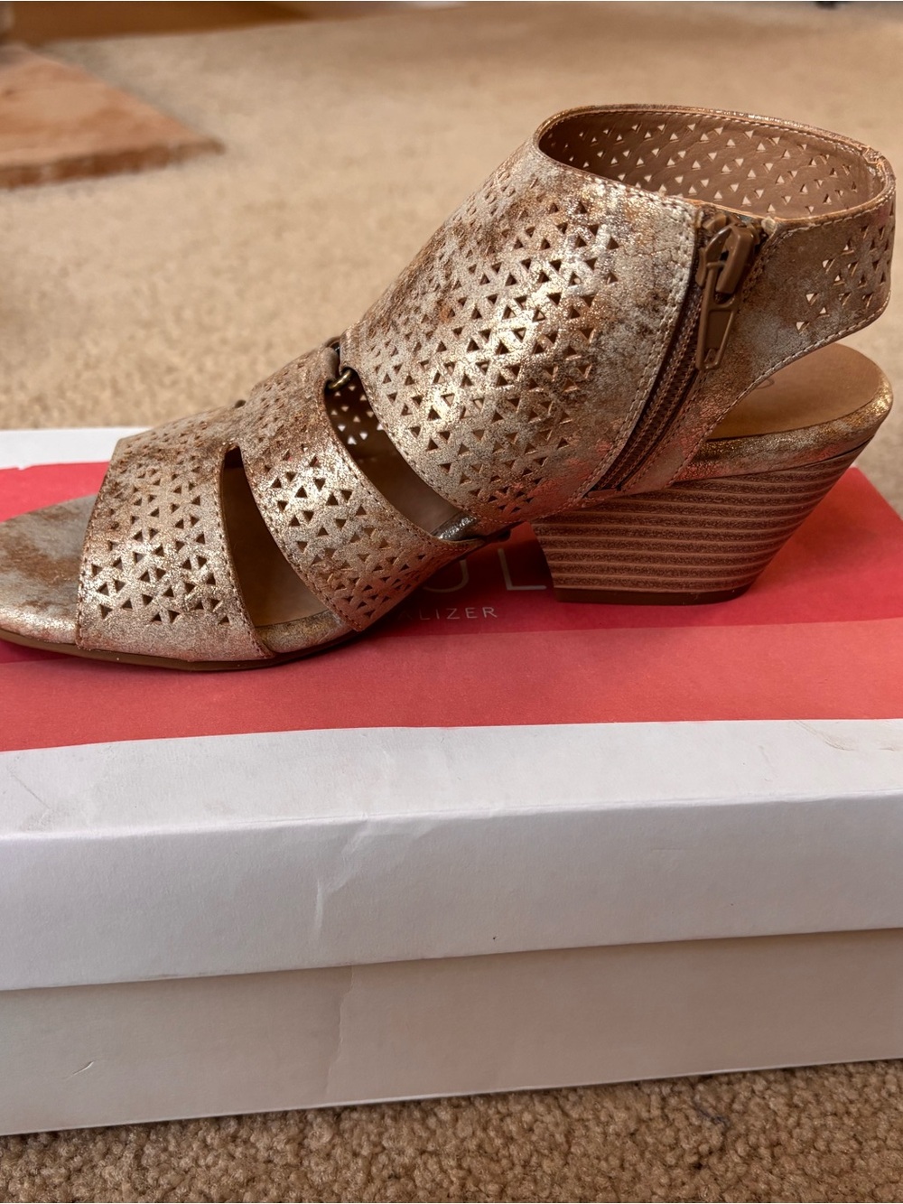 Natural Soul Metallic Rose Gold Laser-Cut Block Heel Sandal